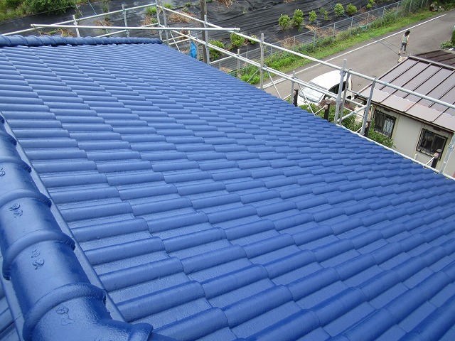 セメント瓦の屋根塗装も承ってます